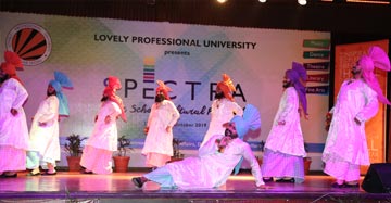 GROOVING ON JHOOMER BEATS