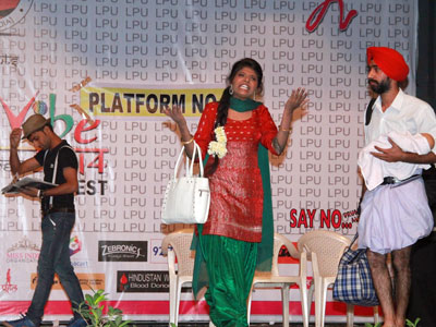 PROVING THEIR ACTING PROWESS IN SKIT "PLATFORM NO. 2